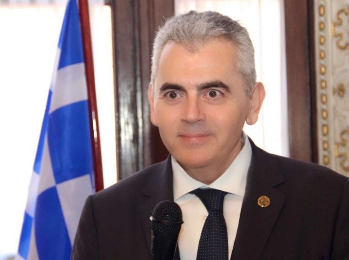 Στη… Δραπετσώνα της Θεσσαλίας - του Μάξιμου Χαρακόπουλου*