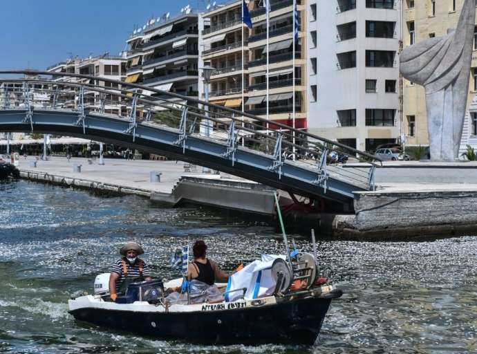 Βόλος: Επιτρέπεται και πάλι το κολύμπι σε παραλίες - Πεντακάθαρα νερά έδειξαν οι αναλύσεις