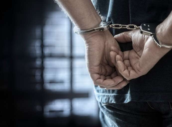 Χειροπέδες σε έμπορο κοκαϊνης από την Δίωξη Ναρκωτικών Λάρισας (ΦΩΤΟ)