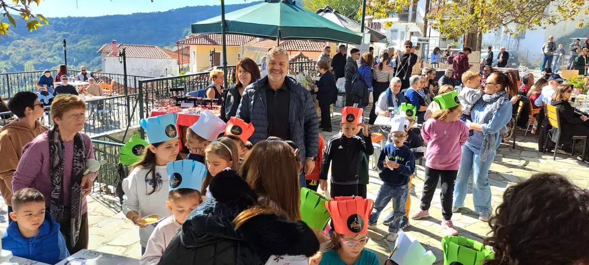 Καρποί της Μελίβοιας Γης | Μεγάλη συμμετοχή του κόσμου και στη φετινή γιορτή κάστανου (ΦΩΤΟ)