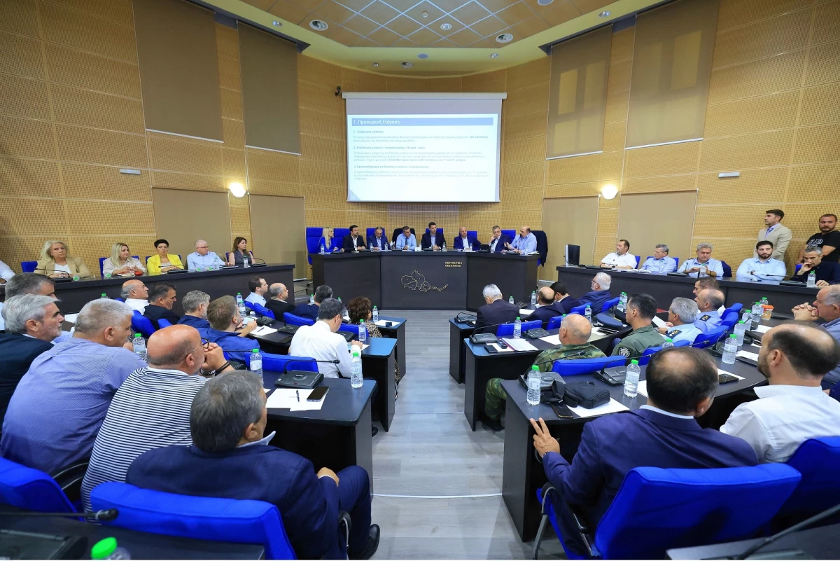 ΥΠΑΑΤ | Τα βασικά σημεία της παρουσίασης Τσιάρα στη Λάρισα - Συνάντηση με κτηνοτρόφους
