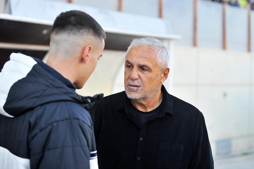 "Ψάχνουμε παίκτες σ' αυτές τις δύο θέσεις" (VIDEO)