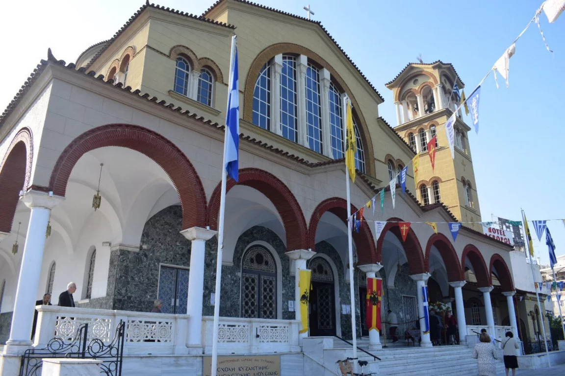 Αγρυπνία και μνημόσυνο για Αναστάσιο και θύματα Τεμπών στον Άγιο Αχίλλιο