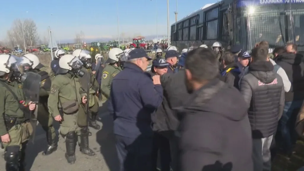 Η ΕΛΑΣ για τα επεισόδια στον Ε65