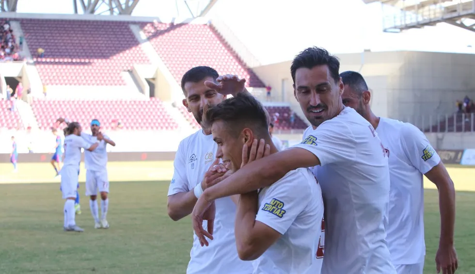 Όλη η Ελλάδα βλέπει... AEL FC ARENA!!!
