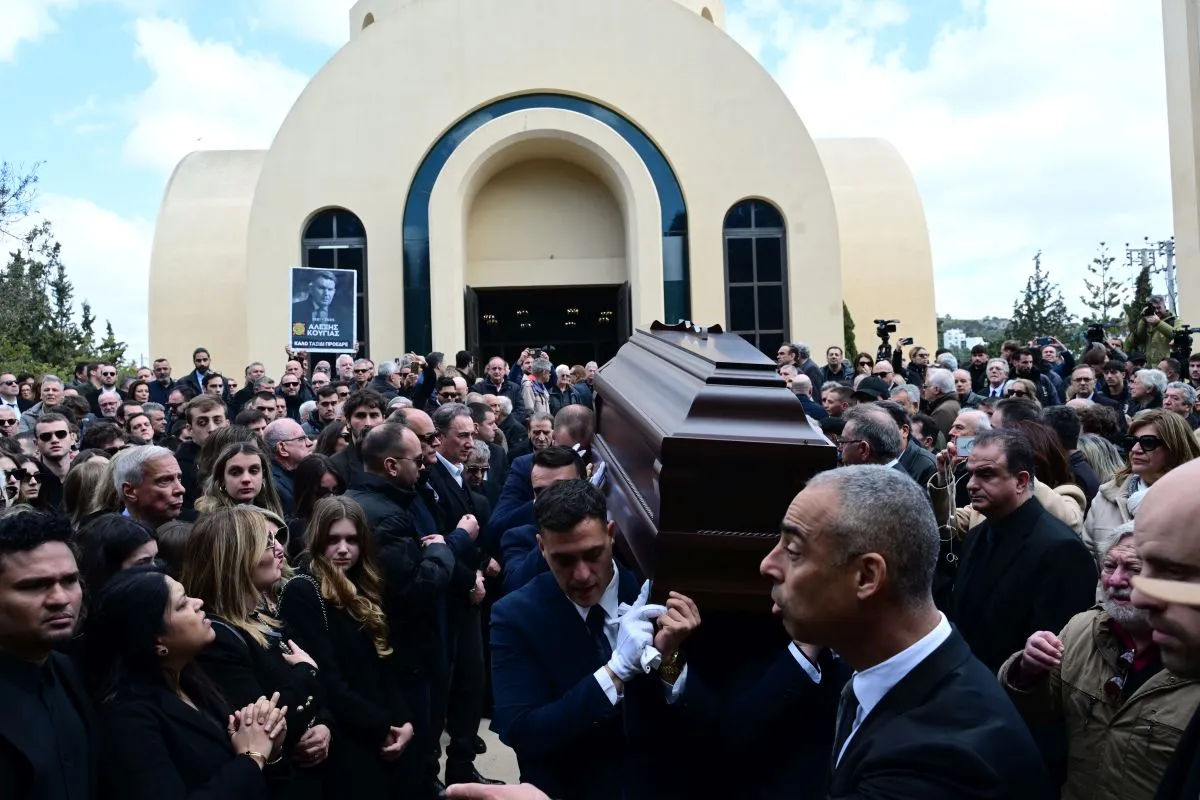 Το τελευταίο αντίο στον Αλέξη Κούγια - Συντετριμμένοι οι άνθρωποί του (VIDEO & ΦΩΤΟ)