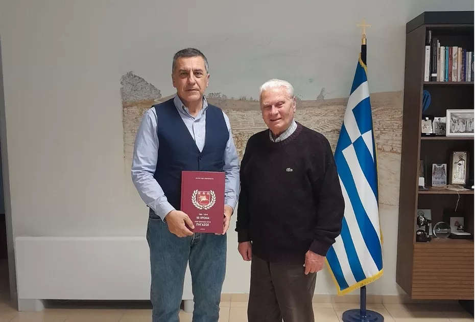 Στον Κουρέτα ο επίτιμος πρόεδρος της ΕΑΛ Σπύρος Μπαρμπούτης
