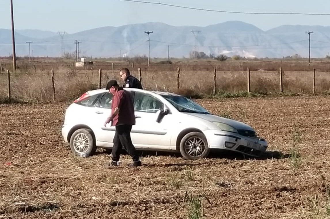 "Άγιο είχε" οδηγός ΙΧ λίγο έξω από τη Λάρισα (ΦΩΤΟ)