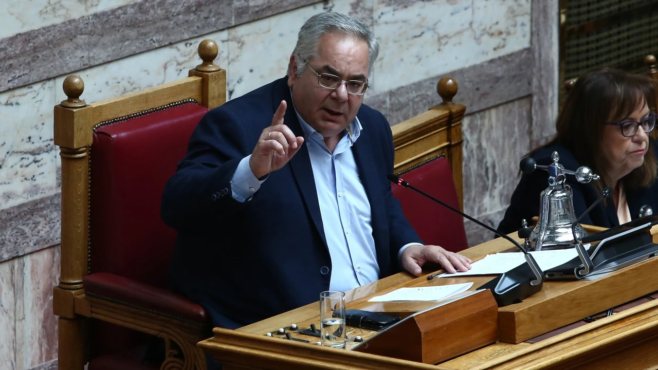 - Είστε δεκανίκι - Δεν ξέρετε την τύφλα σας!!! Άγριο επεισόδιο Γ.Λαμπρούλη με Κωνσταντοπούλου στη Βουλή