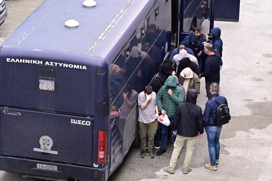 ΟΠΕΚΕΠΕ: Απολογούνται οι πρώτοι 12 - Καταγγελίες για κύκλωμα εκφοβισμού υπαλλήλων 