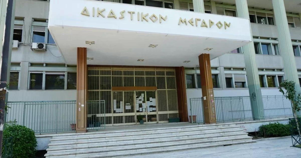 Μονομελές Εφετείο Λάρισας: Καταδίκη μόνο για τον έναν από τους δύο νεαρούς σε υπόθεση ναρκωτικών
