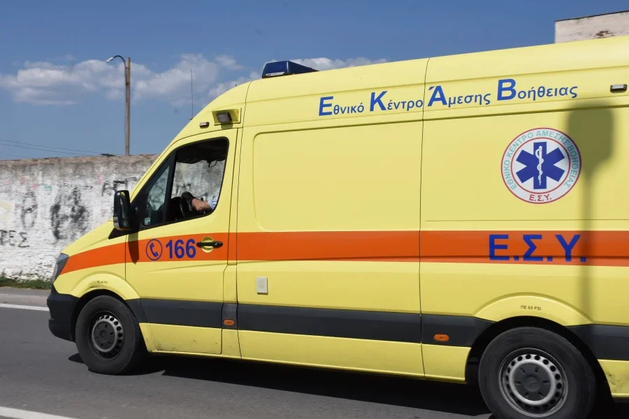 Ένας 43χρονος τραυματίας σε τροχαίο στο δρόμο Λάρισας - Τυρνάβου