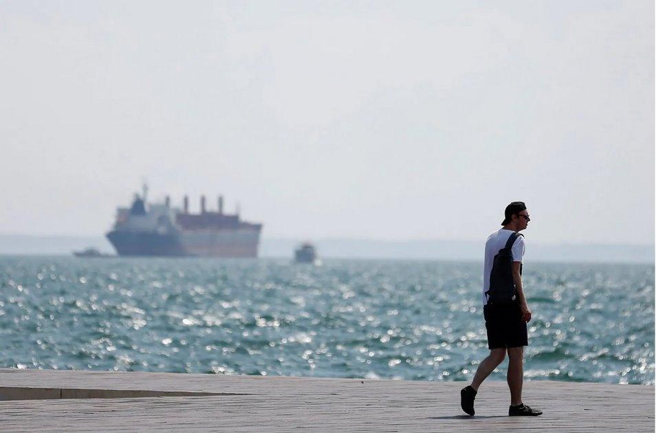 Ο καιρός της Δευτέρας 30/06 σε όλη τη χώρα - Σταδιακή υποχώρηση ανέμων στη Θεσσαλία