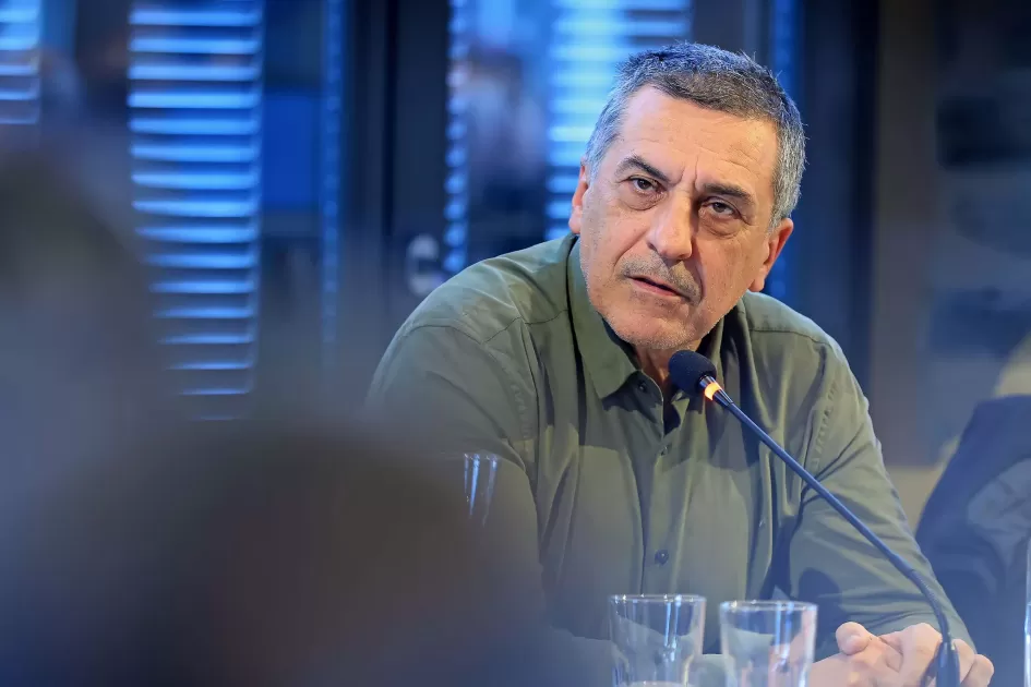 Νέα επιστολή Κουρέτα σε ΥΠΕΣ - ΥΠΑΑΤ για την ευλογιά