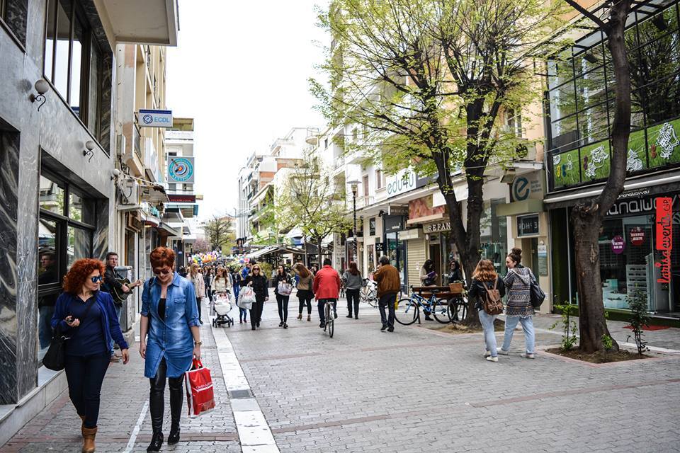 Λάρισα: Σε ισχύ από σήμερα το θερινό ωράριο των καταστημάτων