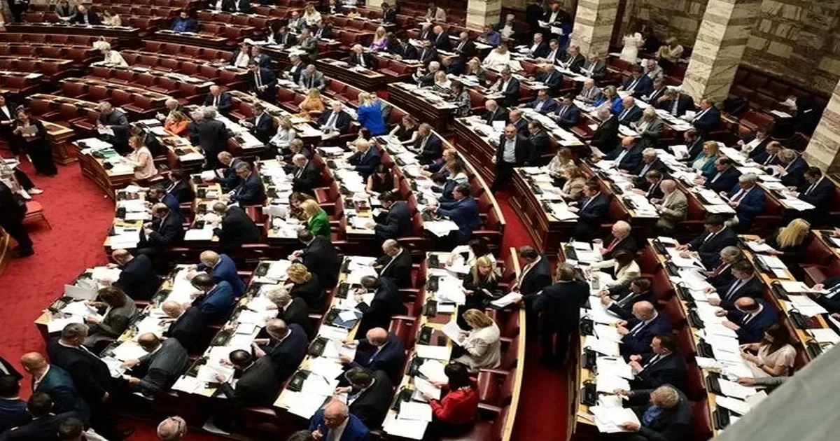 ΟΠΕΚΕΠΕ: Διαβιβάστηκε στη Βουλή από την Ευρωπαϊκή Εισαγγελία δικογραφία για δύο πρώην υπουργούς Αγροτικής Ανάπτυξης