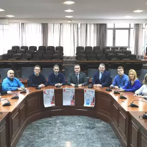DHMARXOS-AI-BASILIS-ARGHSE-MIA-MERA_original